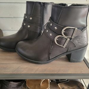 Women's Harley Davidson boots